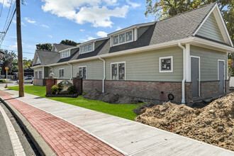 8 Idle Hour Blvd, Oakdale, NY en venta Foto del edificio- Imagen 2 de 5