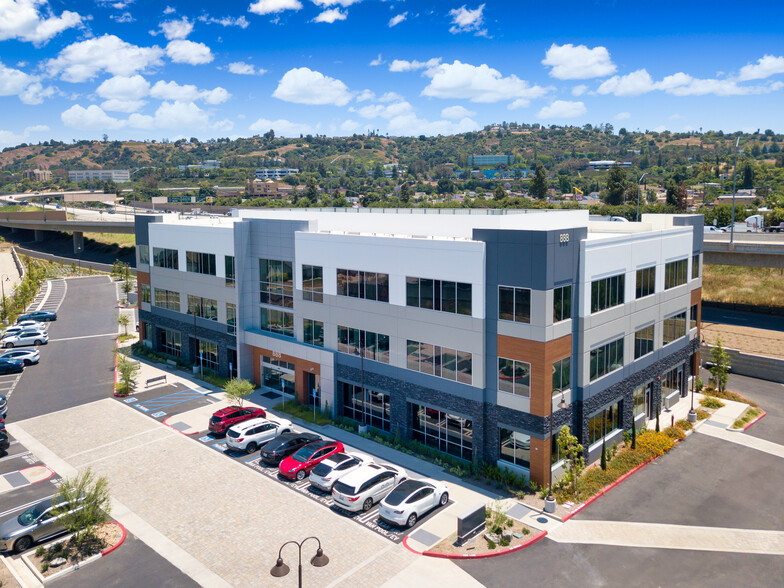 888 S Brea Canyon Dr, Diamond Bar, CA en alquiler - Foto del edificio - Imagen 1 de 7