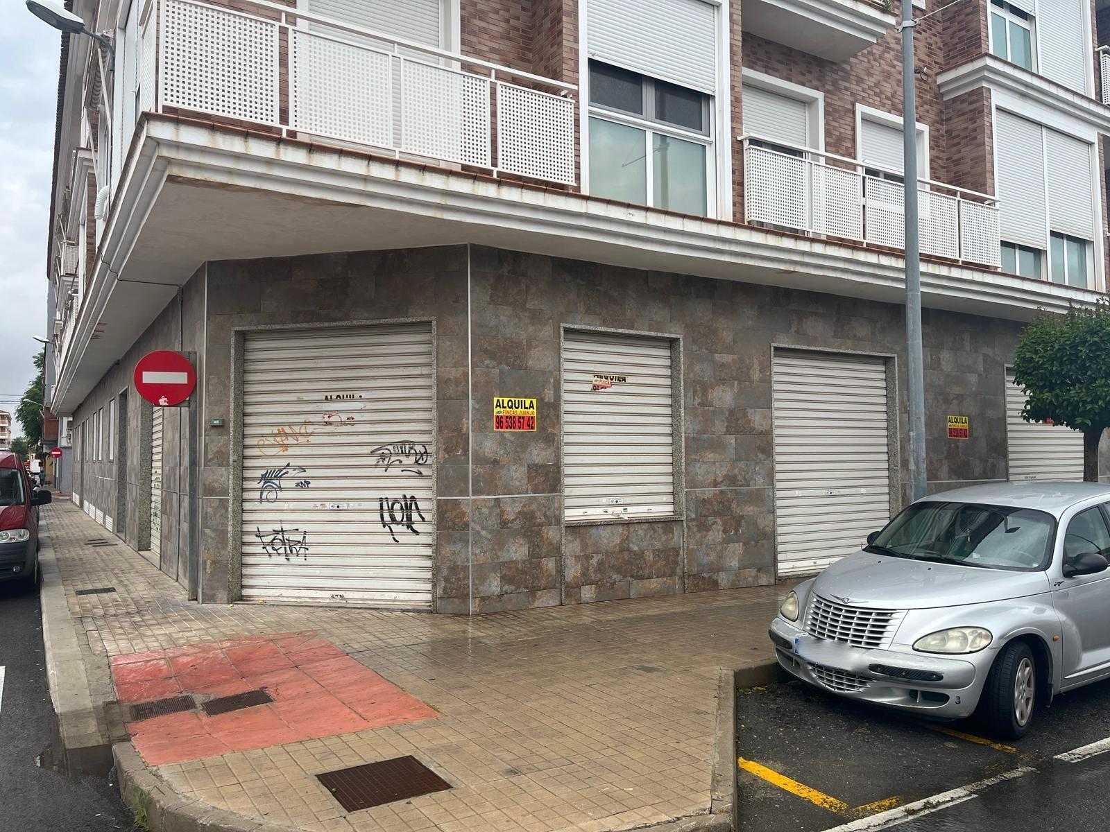 Local en Petrer en alquiler Foto del edificio- Imagen 1 de 9