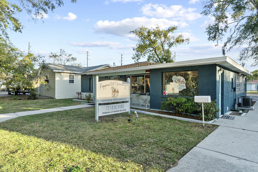 5936 Main St, New Port Richey, FL en venta - Foto del edificio - Imagen 2 de 34