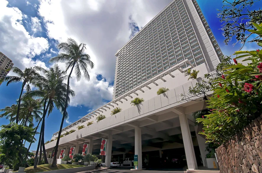 410 Atkinson Dr, Honolulu, HI en alquiler - Foto del edificio - Imagen 2 de 9