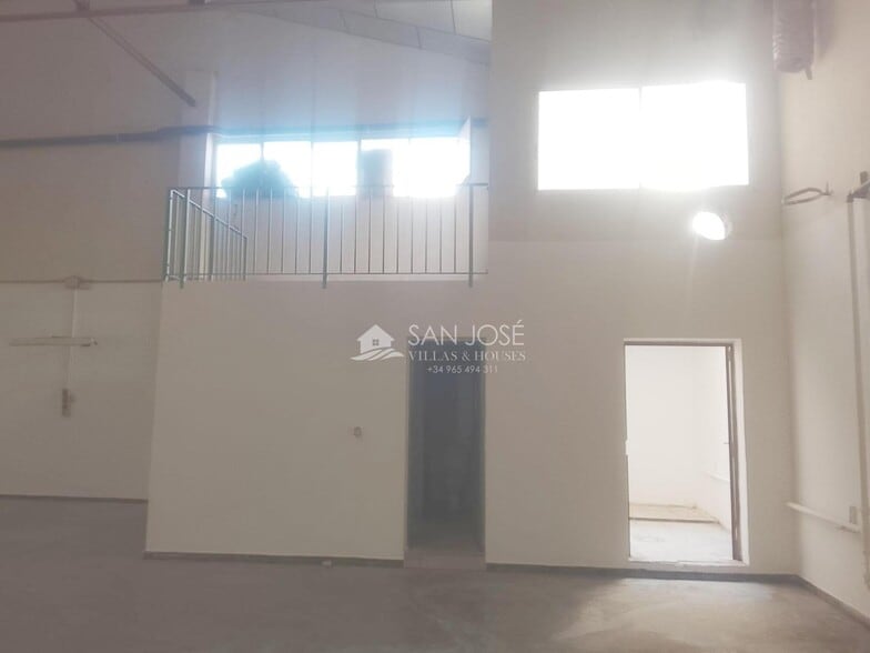 Nave en Elche, Alicante en alquiler - Foto del interior - Imagen 3 de 20