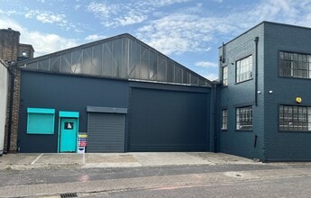 10 Ingate Pl, London en alquiler Foto del edificio- Imagen 2 de 11