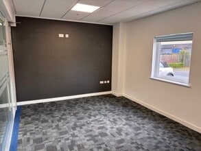 301-302 Love Ln, Cirencester en alquiler Foto del edificio- Imagen 1 de 7