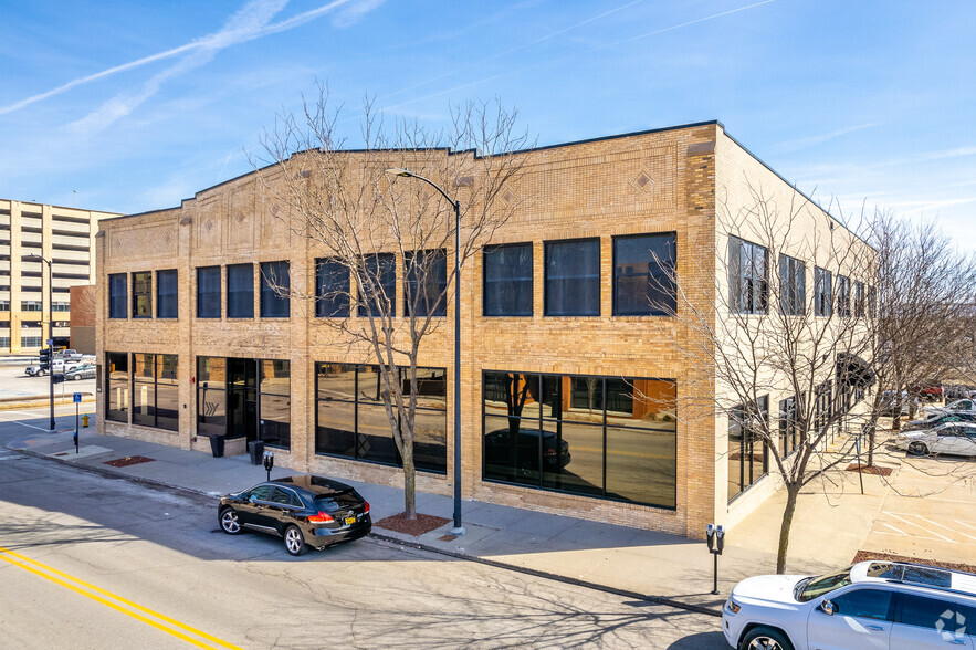 1300 Walnut St, Des Moines, IA en alquiler - Foto del edificio - Imagen 2 de 7