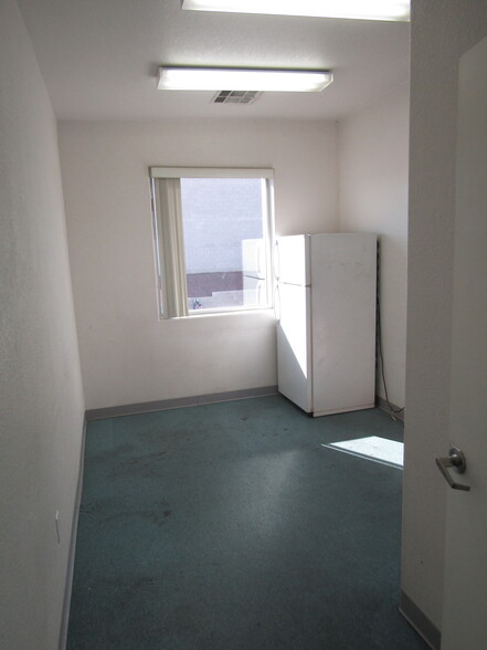 209 E Brooks Ave, North Las Vegas, NV en alquiler - Foto del interior - Imagen 3 de 24