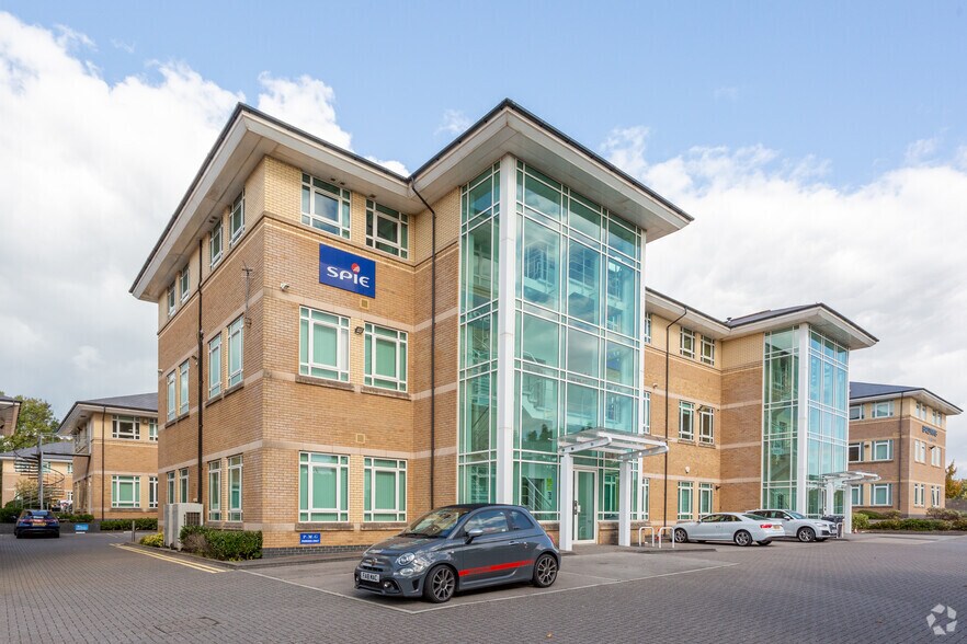 Mulberry Dr, Cardiff en alquiler - Foto del edificio - Imagen 2 de 7