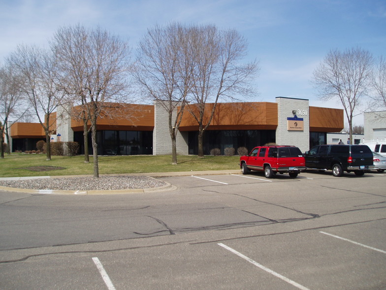 3850 N Annapolis Ln, Plymouth, MN en alquiler - Foto del edificio - Imagen 2 de 11