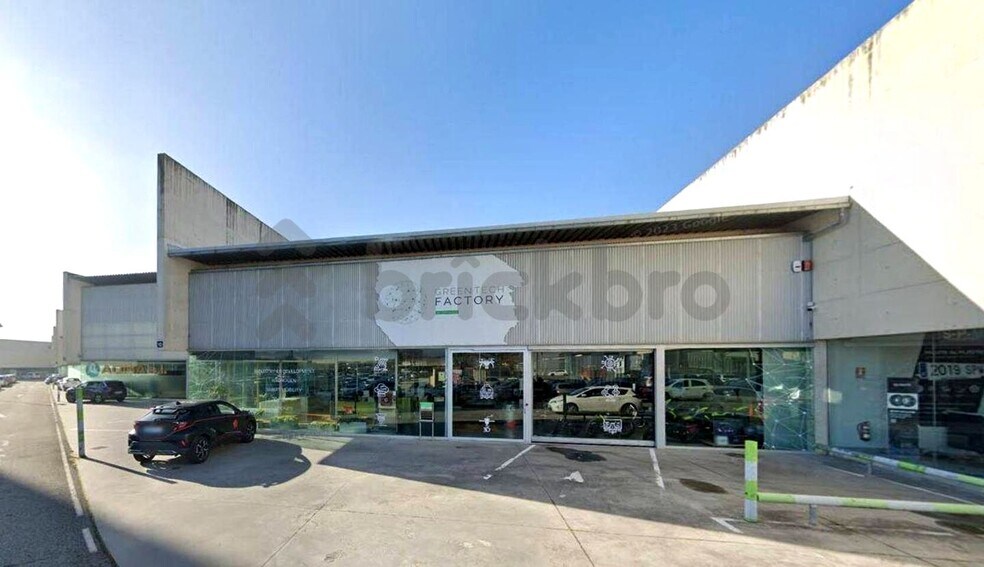 Nave en Aranguren, Navarre en venta - Foto principal - Imagen 1 de 1