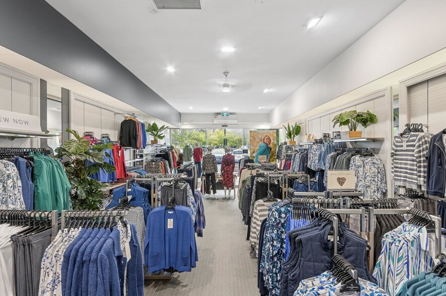 59 Hamilton Pl, Mount Waverley en venta - Foto del interior - Imagen 2 de 4