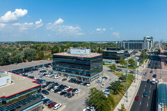 330 E Hwy-7, Richmond Hill, ON - VISTA AÉREA  vista de mapa