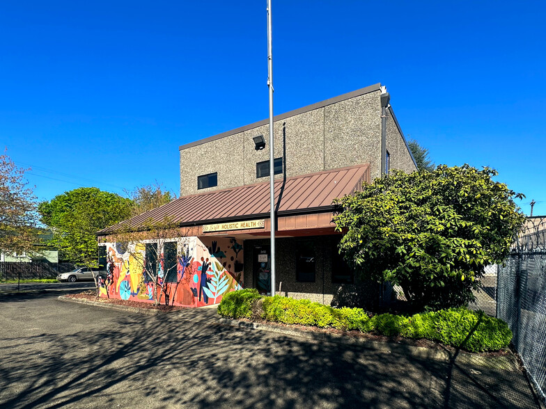 2410 SE 10th Ave, Portland, OR en venta - Foto del edificio - Imagen 1 de 9