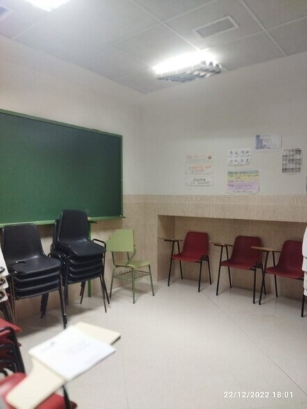 Local en Cáceres en alquiler - Foto del edificio - Imagen 3 de 14