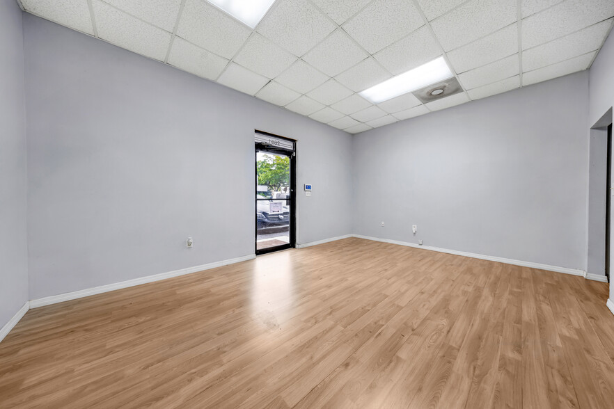 2691 W 76th St, Hialeah, FL en venta - Foto del edificio - Imagen 1 de 1