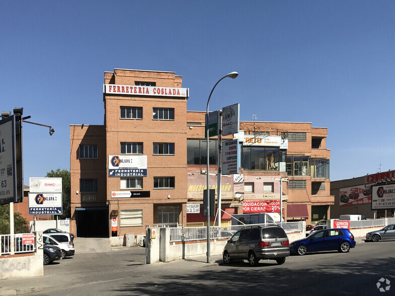 Avenida Cañada, 40, San Fernando De Henares, Madrid en alquiler - Foto del edificio - Imagen 2 de 3