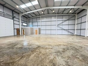 17 Enterprise Park, Yaxley en alquiler Foto del interior- Imagen 1 de 8