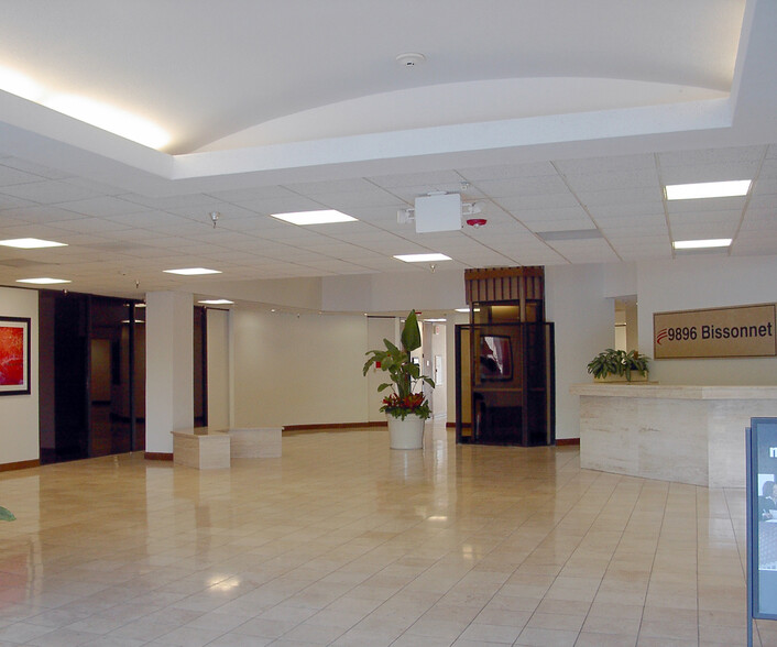 9896 Bissonnet St, Houston, TX en alquiler - Lobby - Imagen 3 de 5