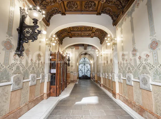 Carrer de la Diputació, 246, Barcelona, Barcelona en alquiler Vestíbulo- Imagen 1 de 8