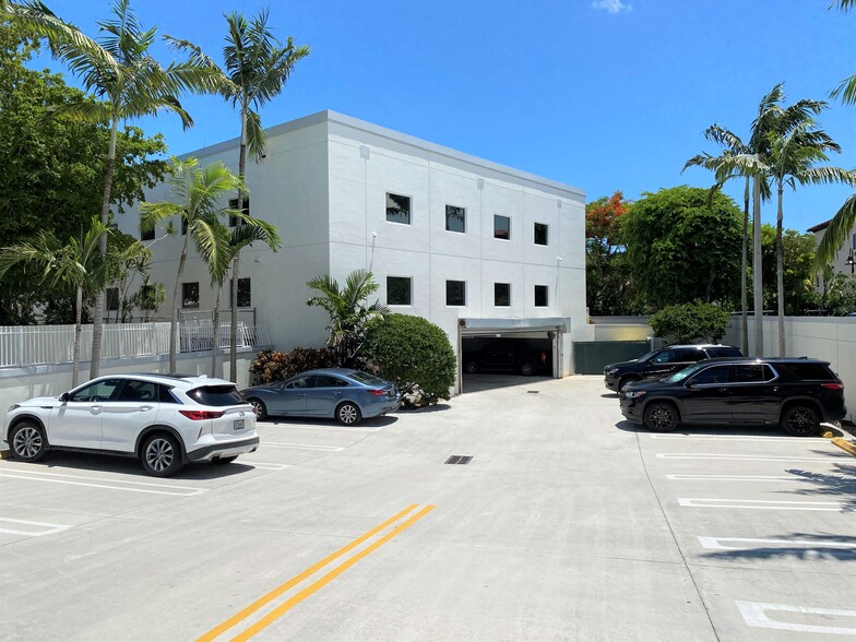 9830 SW 77th Ave, Miami, FL en alquiler - Foto del edificio - Imagen 3 de 10