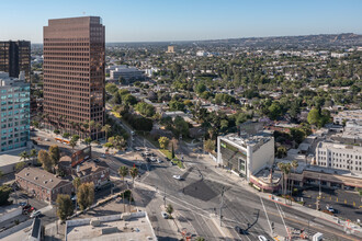 8200 Wilshire Blvd, Beverly Hills, CA - VISTA AÉREA  vista de mapa - Image1