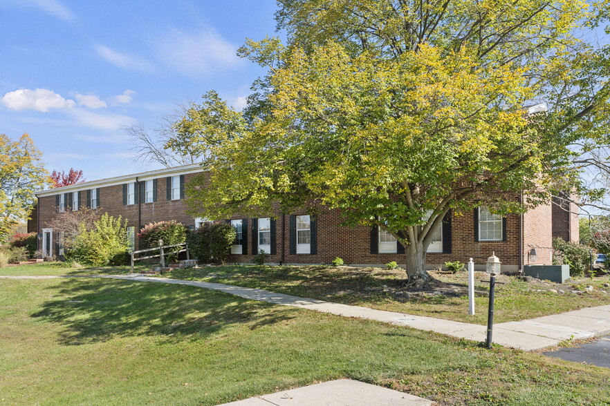 1452 Yankee Park Pl, Dayton, OH en venta - Foto del edificio - Imagen 1 de 45