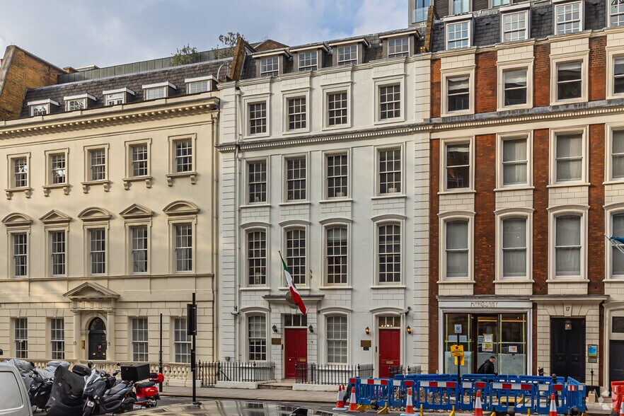 16-16A St George St, London en alquiler - Foto del edificio - Imagen 2 de 14