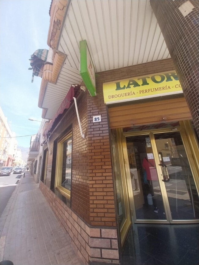 Más detalles de Local en alquiler