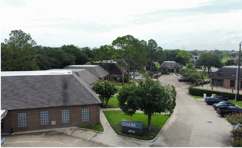 14021 Parkway Blvd, Sugar Land, TX en alquiler - Foto del edificio - Imagen 3 de 4