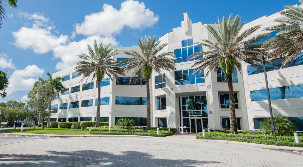 1571 Sawgrass Corporate Pky, Sunrise, FL en alquiler - Foto del edificio - Imagen 1 de 3