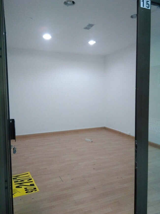 Más detalles de Local en alquiler