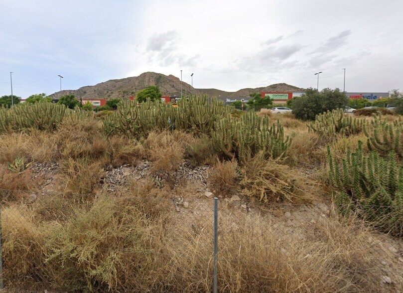 Carrer Polígono, Elda, Alicante en venta - Foto del edificio - Imagen 3 de 3