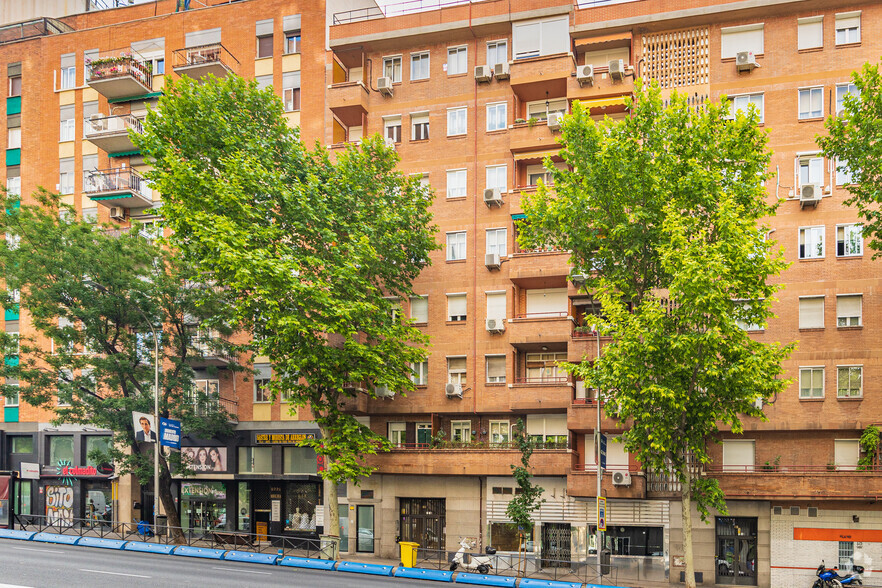 Edificio residencial en Madrid, Madrid en venta - Foto principal - Imagen 1 de 1