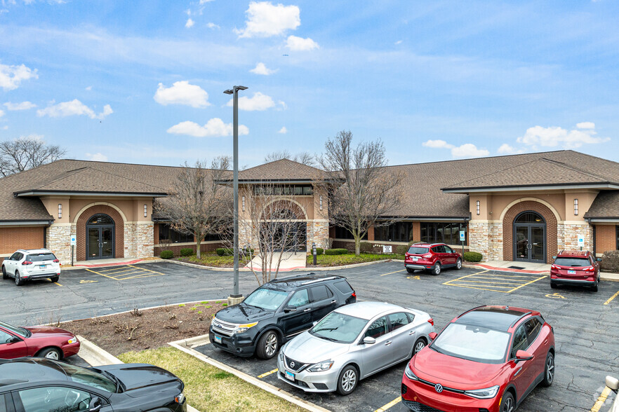 903 N 129th Infantry Dr, Joliet, IL en venta - Foto del edificio - Imagen 3 de 20