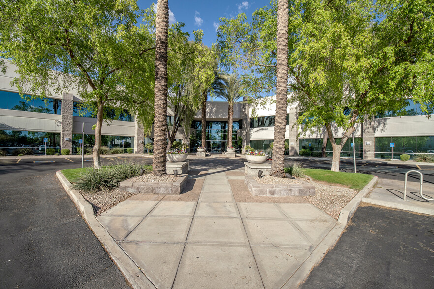 10400 N 25th Ave, Phoenix, AZ en alquiler - Foto del edificio - Imagen 1 de 7