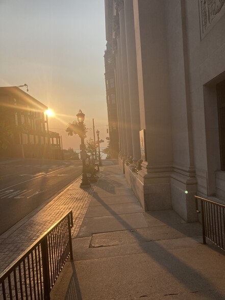 101 W Washington St, Marquette, MI en alquiler - Foto del edificio - Imagen 2 de 11