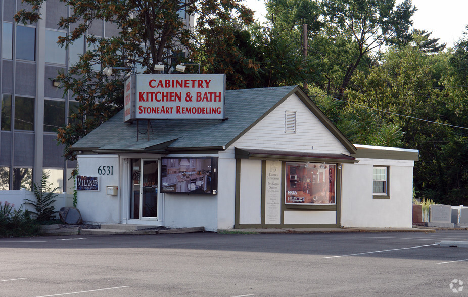 6531 Arlington Blvd, Falls Church, VA en alquiler - Foto del edificio - Imagen 2 de 5