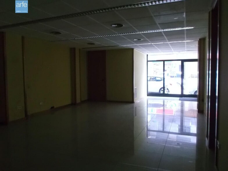 Edificio residencial en Manresa, Barcelona en venta - Foto del interior - Imagen 2 de 23