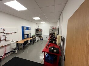 5 Deer Park Av, Livingston en alquiler Foto del interior- Imagen 2 de 3