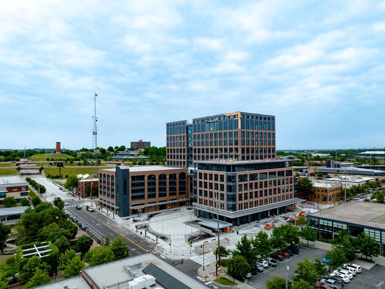 222 N Detroit Ave, Tulsa, OK en alquiler - Foto del edificio - Imagen 2 de 7