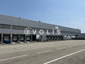 Más detalles de 2 Rue Blaise Pascal, Vaulx-Milieu - Oficina, nave en alquiler