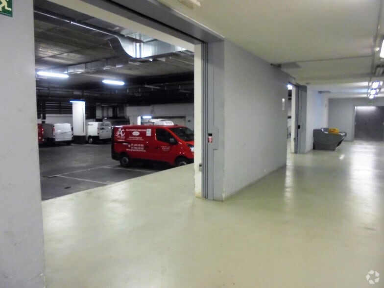 Calle de Barceló, 6, Madrid, Madrid en alquiler - Foto del edificio - Imagen 3 de 9