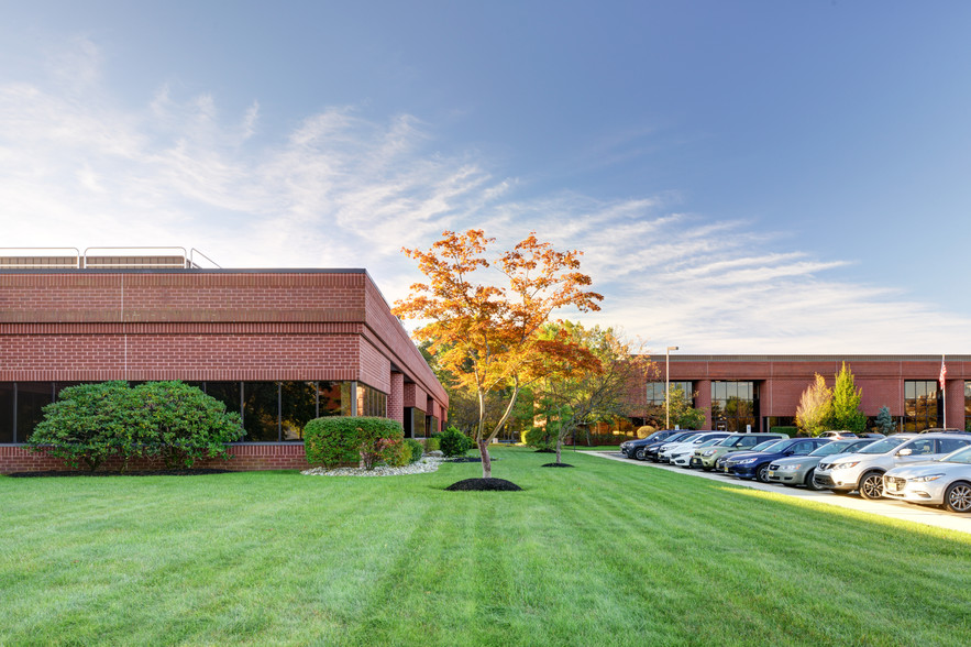 315 Enterprise Dr, Plainsboro, NJ en alquiler - Foto del edificio - Imagen 1 de 17