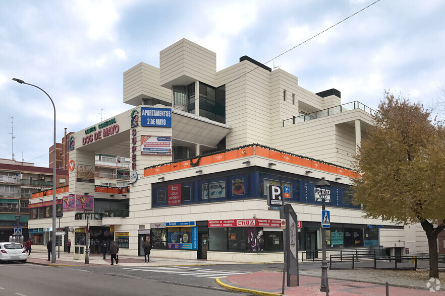 Avenida Dos De Mayo, 27, Móstoles, Madrid en venta - Foto del edificio - Imagen 2 de 3