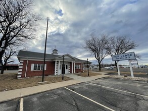 1407 Lake Ave, Storm Lake, IA en alquiler Foto del edificio- Imagen 1 de 8