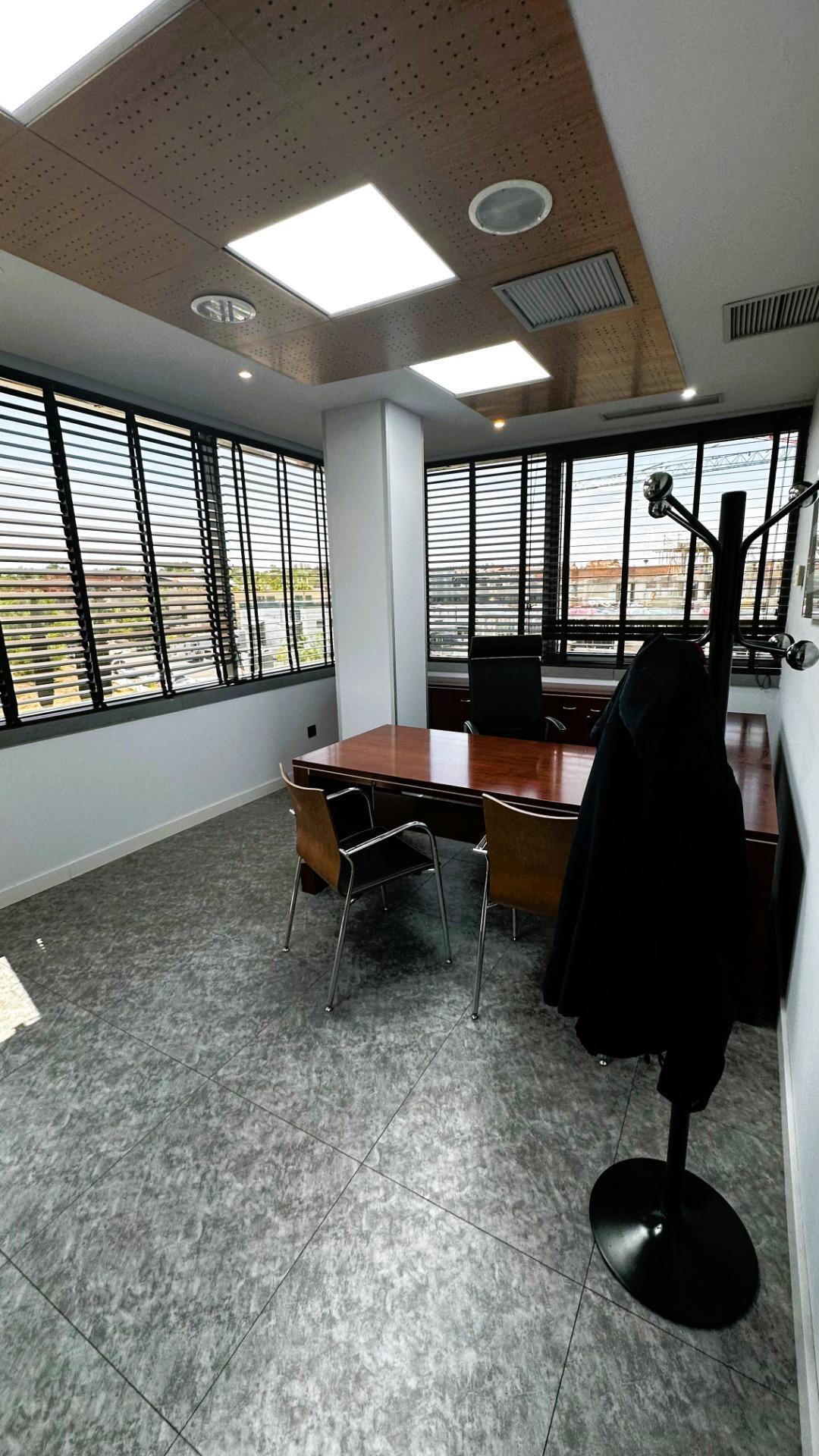 Oficina en San Sebastián de los Reyes, Madrid en venta Foto del edificio- Imagen 1 de 10