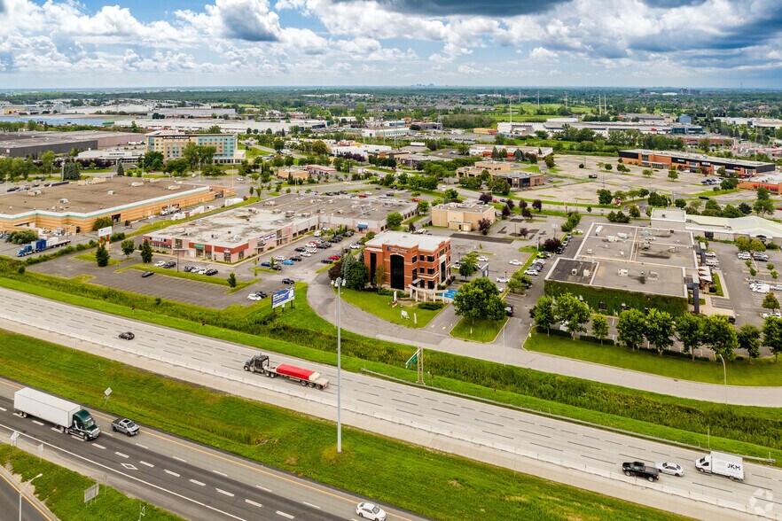 1190 Pl Nobel, Boucherville, QC en alquiler - Vista aérea - Imagen 3 de 6