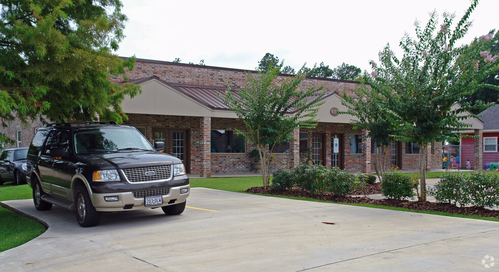 8155 Gladys Ave, Beaumont, TX en venta - Foto del edificio - Imagen 2 de 3