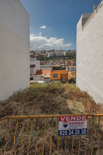 Calle Montaña de Humiaga, 17, Arucas, Las Palmas en venta - Foto del edificio - Imagen 3 de 10