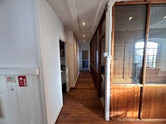 Más detalles de Beech Ave, Warminster - Oficina/Local en alquiler