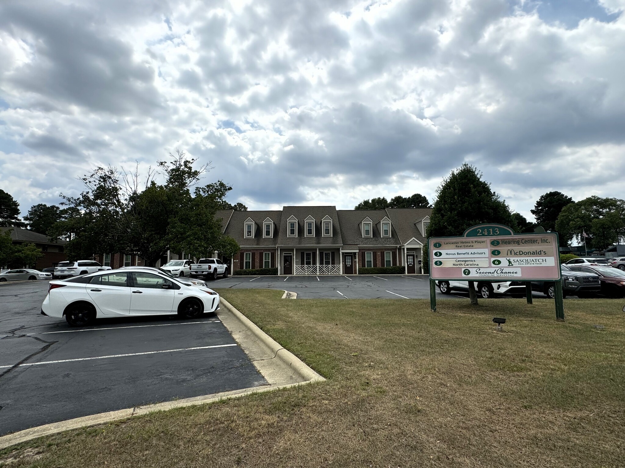 2413 Robeson St, Fayetteville, NC en alquiler Foto del edificio- Imagen 1 de 12